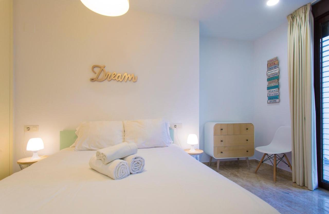 Apartamento Santuario De La Victoria Malaga Luaran gambar
