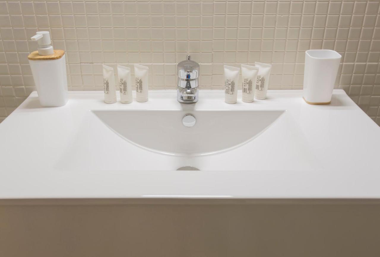 Apartamento Santuario De La Victoria Malaga Luaran gambar