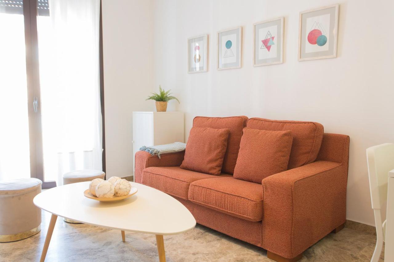 Apartamento Santuario De La Victoria Malaga Luaran gambar